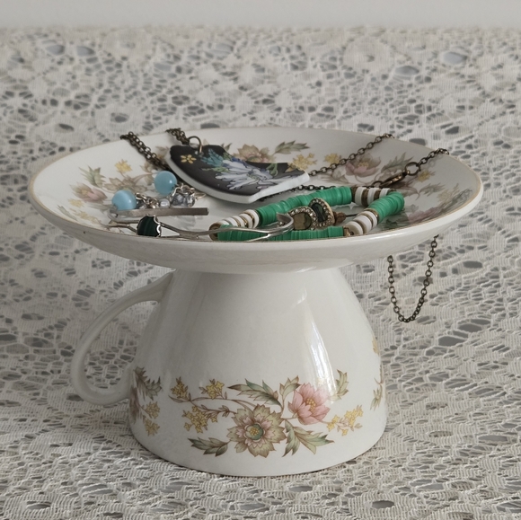 Handcrafted Floral Teacup Stand – Jewelry Holder, Candle Display, or Trinket Dis - Picture 2 of 5